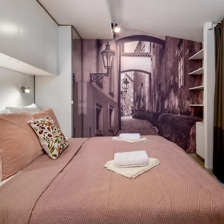 公寓 Museum With Large Terrace *